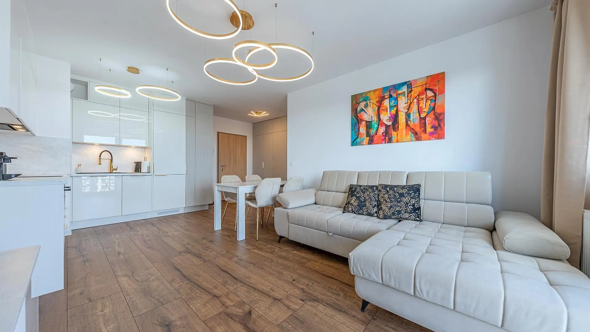 Apartamenty House Managers - Lighthouse Gdansk Apartment